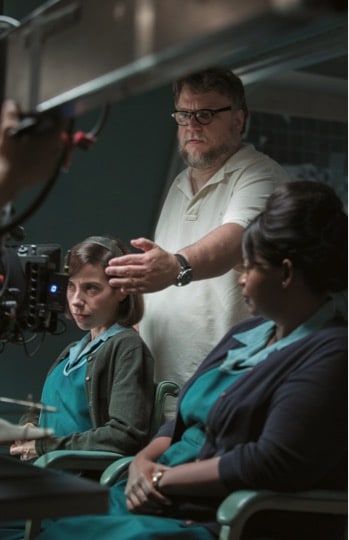 Starke, visuelle Handschrift: Regisseur und Autor Guillermo del Toro mit Sally Hawkins (links) und Octavia Spencer.
